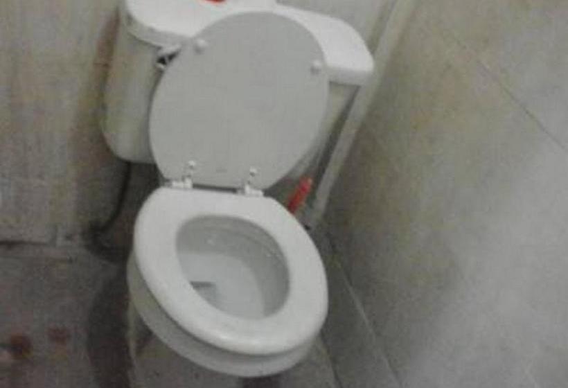 پانسیون Room In Lodge Aldgate Congress