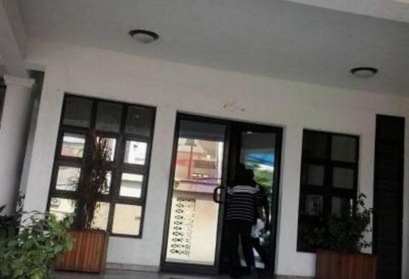 پانسیون Room In Lodge Aldgate Congress