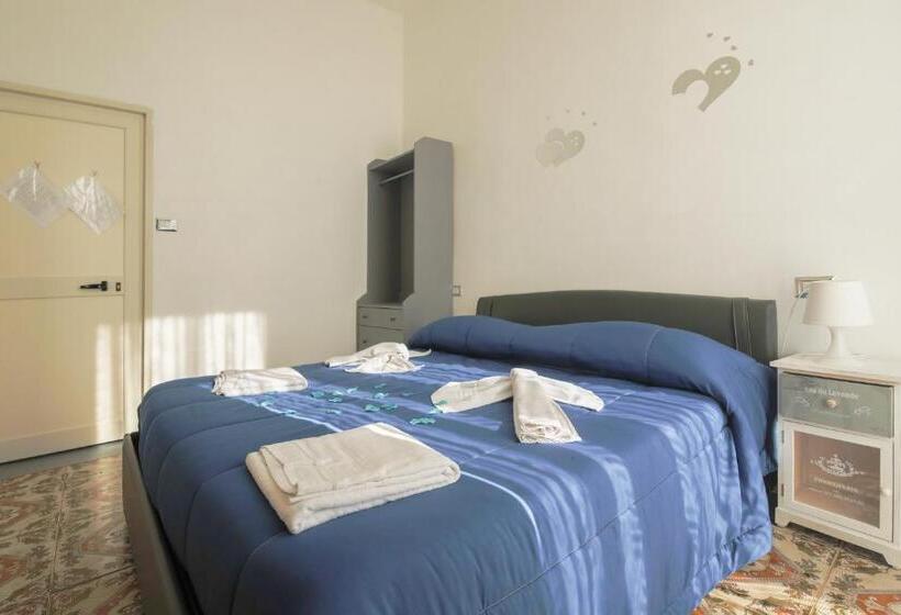 تختخواب و صبحانه Madison