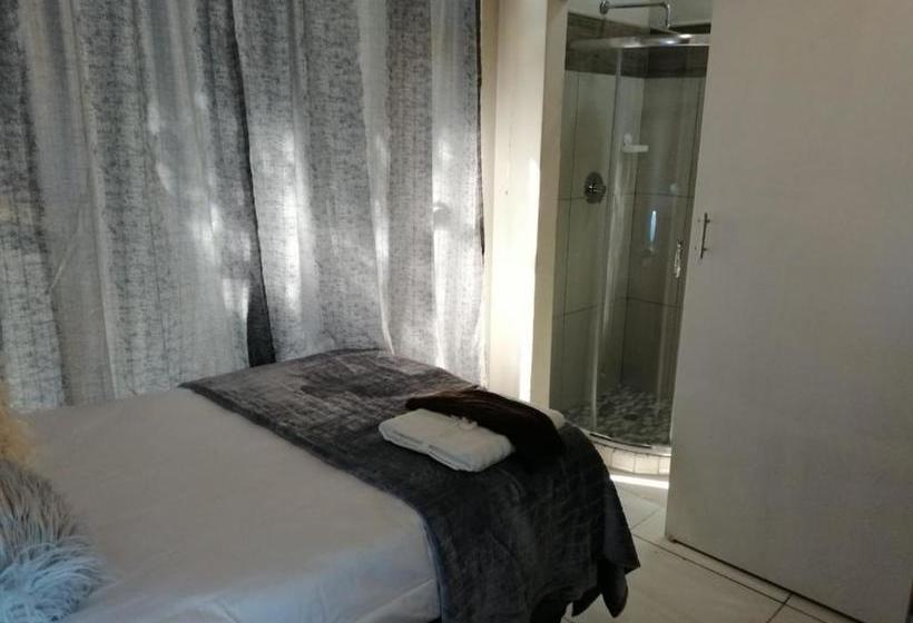 مبيت وإفطار Montana Guest House