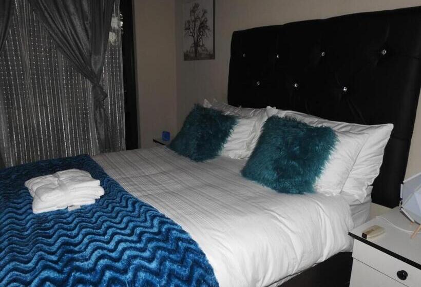 مبيت وإفطار Montana Guest House