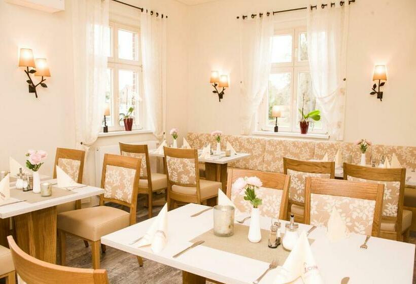 ホテル Gästehaus Scharfe Kurve