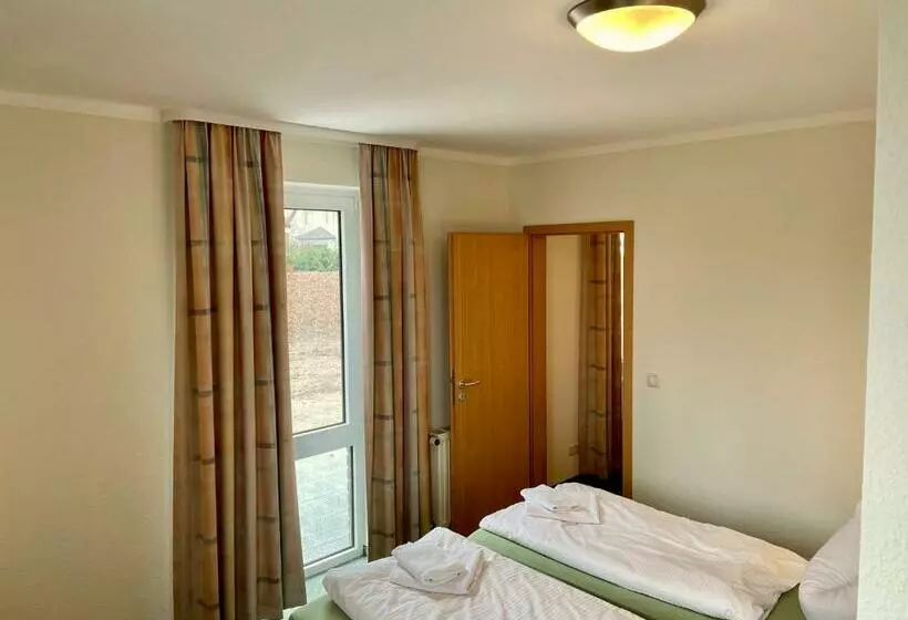 Hotelli Gästehaus Scharfe Kurve