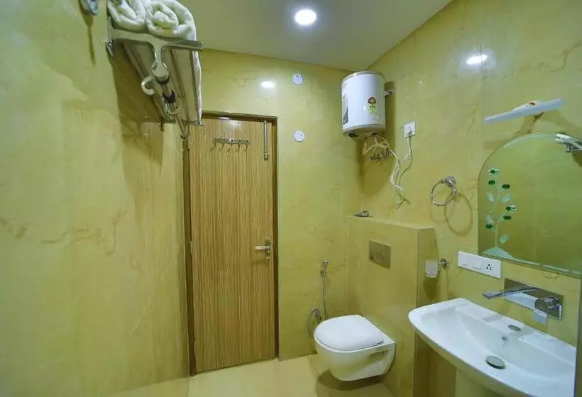 Hotel Shantivan Inn