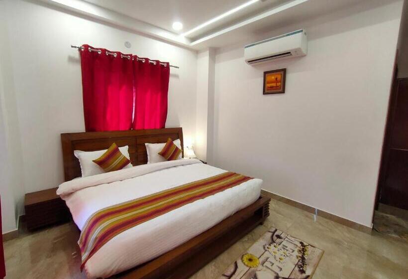 Hotell Shantivan Inn