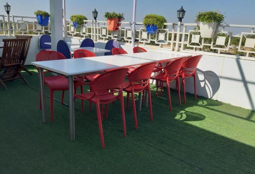 The Grand Piano Best Business Hotel In Patan