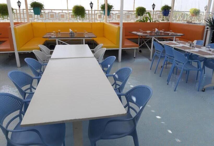 The Grand Piano Best Business Hotel In Patan