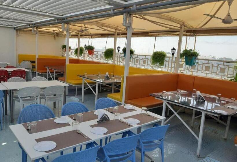 The Grand Piano Best Business Hotel In Patan