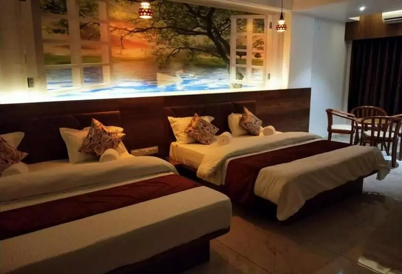 The Grand Piano   Best Business Hotel In Patan