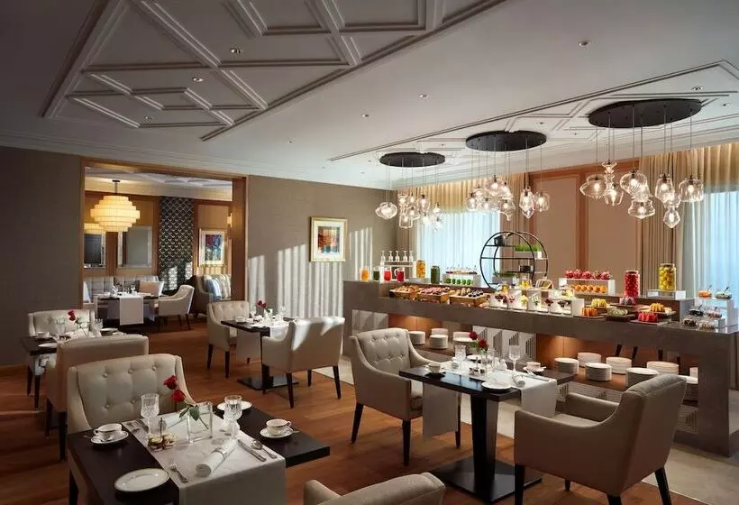 ホテル The Leela Gandhinagar