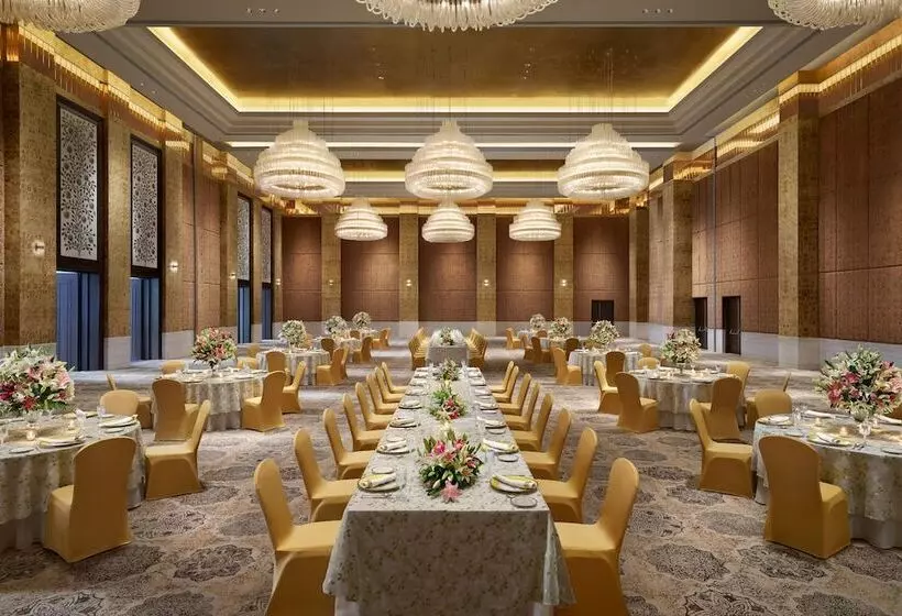 ホテル The Leela Gandhinagar