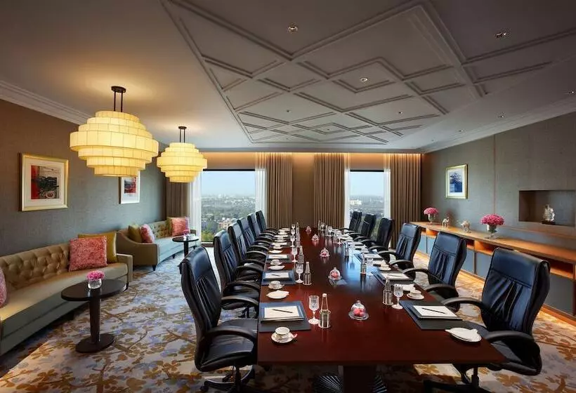 ホテル The Leela Gandhinagar