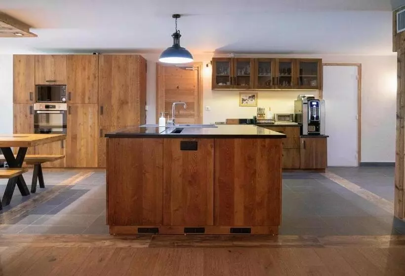 ベッドアンドブレックファースト Le Toi Du Monde