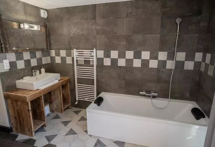 ベッドアンドブレックファースト Le Toi Du Monde