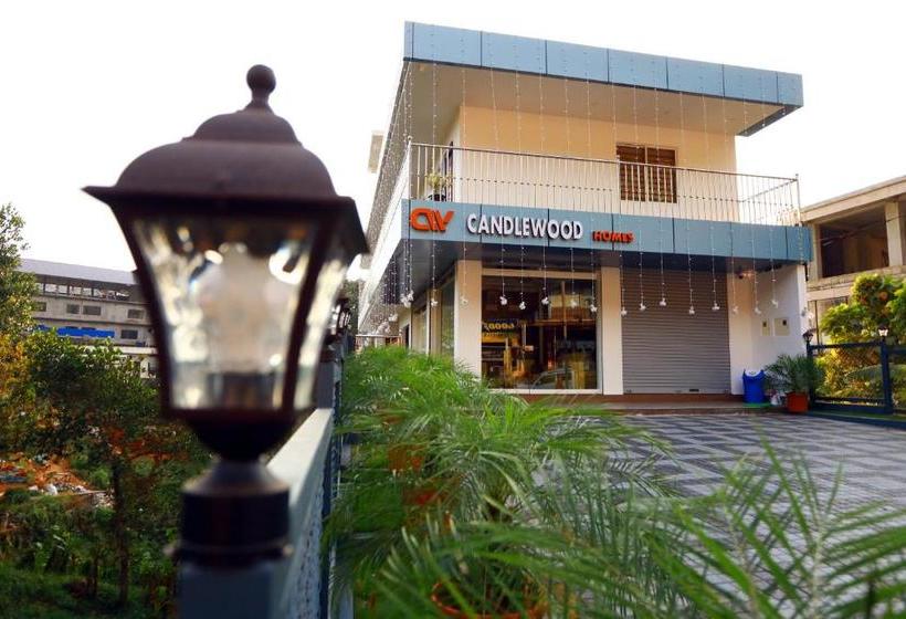 ホテル Candle Wood Munnar