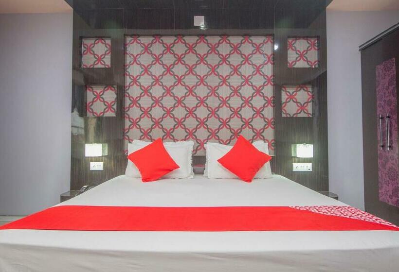 Hotel Oyo 62896  Ridhi Sidhi