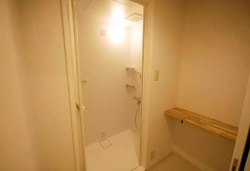 Majatalo 西条ゲストハウス八反