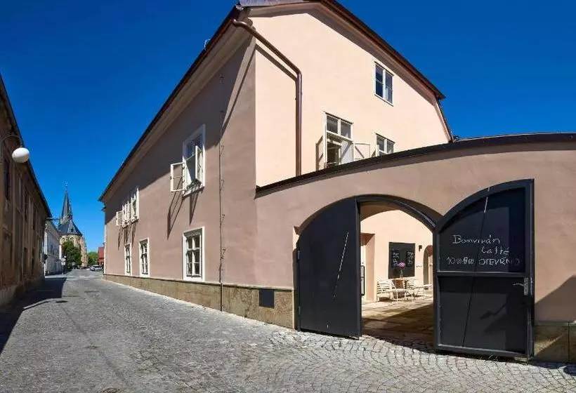 Majatalo Bonviván Apartments