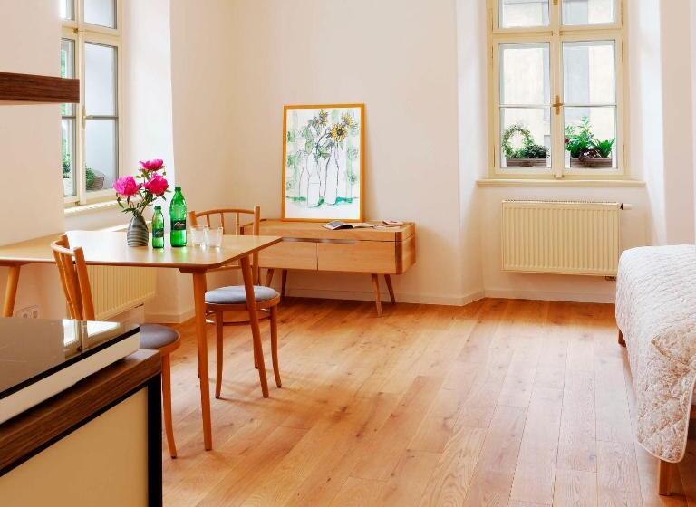 膳宿费 Bonviván Apartments