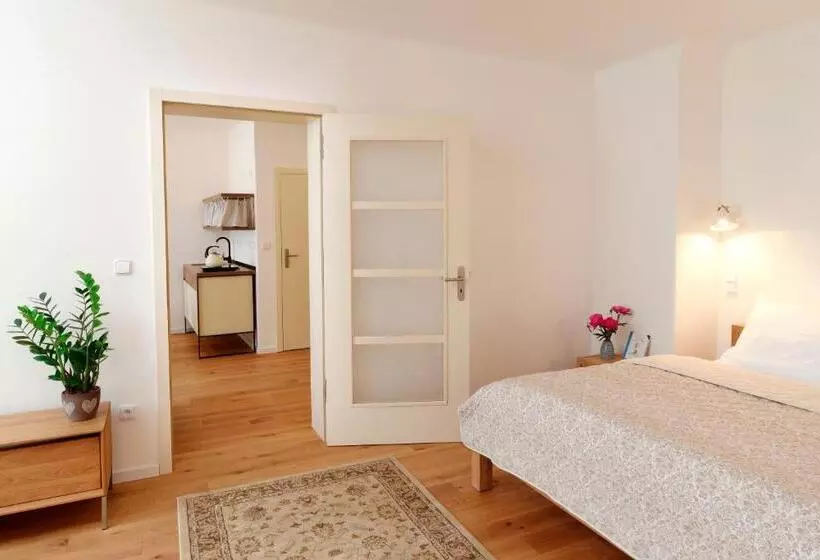 Majatalo Bonviván Apartments