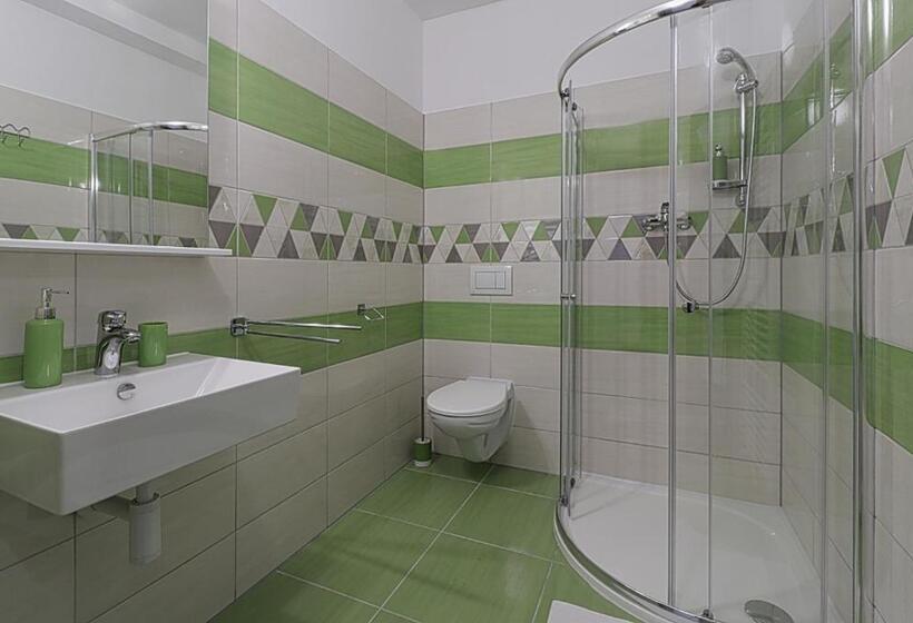 פנסיון Restaurant Penzion City