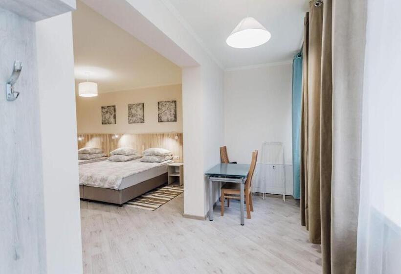 Пансион Villa Grey House