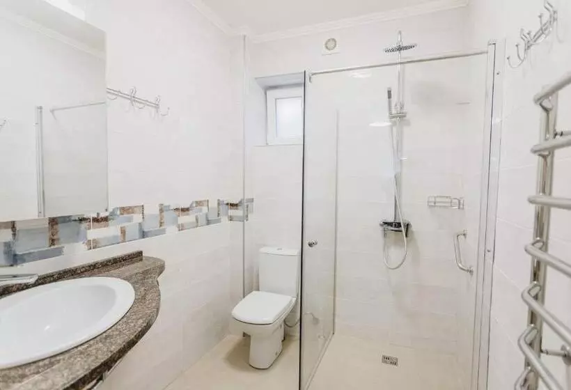 Majatalo Villa Grey House