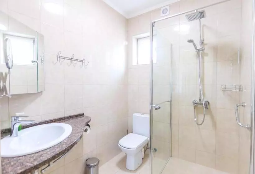 Majatalo Villa Grey House