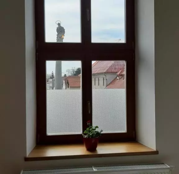 Retkeilymaja Penzion A Restaurace U Hájků