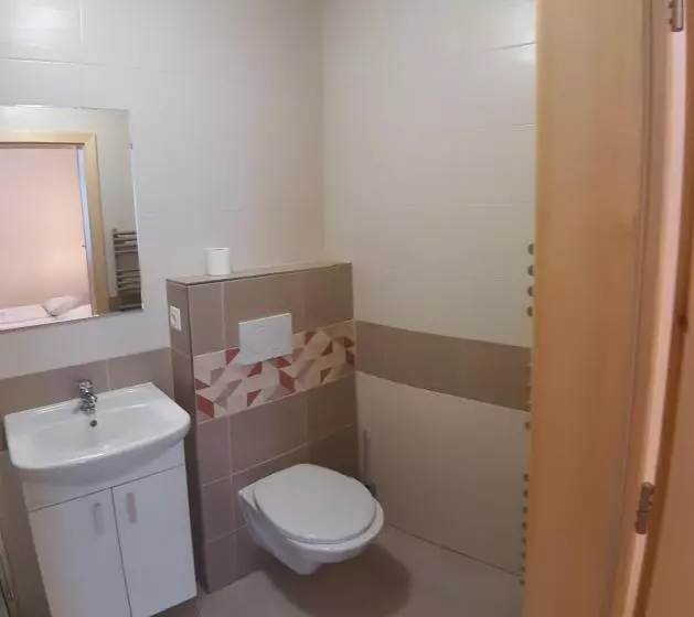 Retkeilymaja Penzion A Restaurace U Hájků