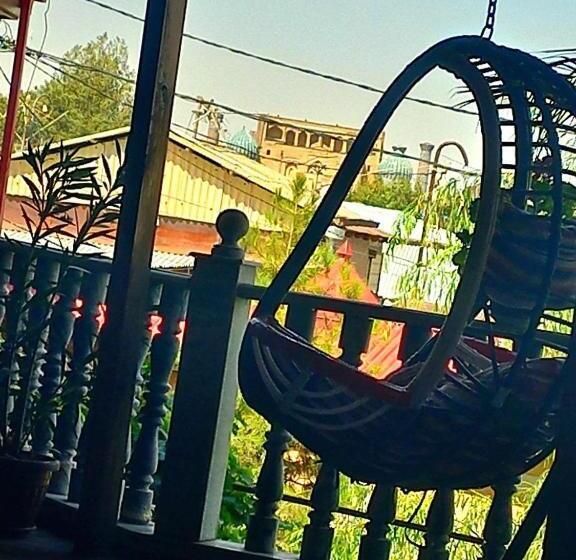 Bed and Breakfast Botanical