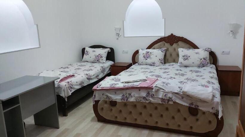 Bed and Breakfast Botanical