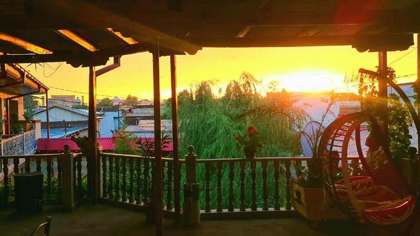 Bed and Breakfast Botanical