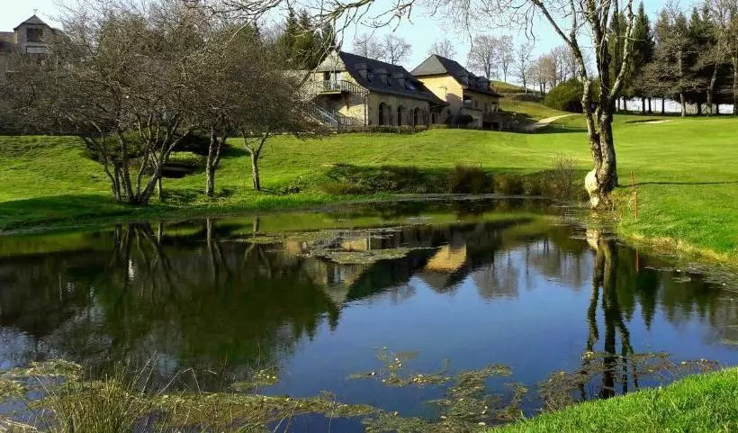 ホテル Appart Hôtel Du Golf De Laguiole
