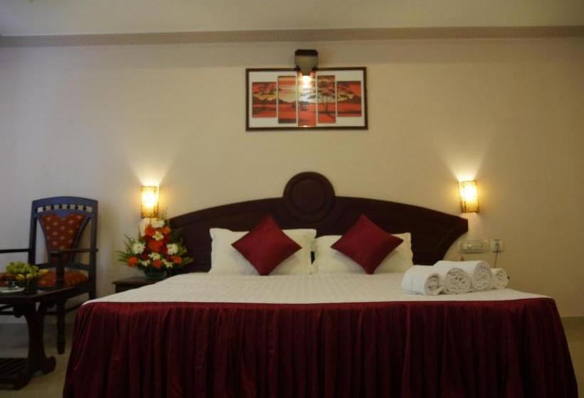 בית מלון כפרי Karthika Residency