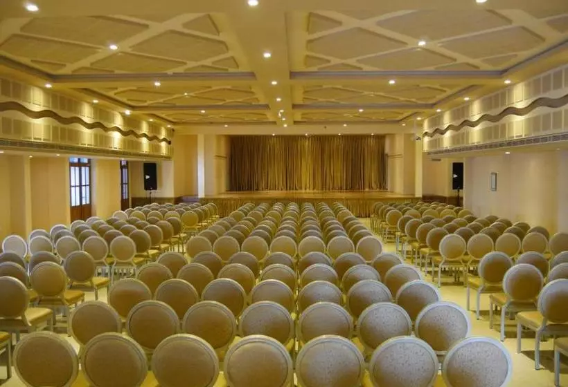 Hotelli Karthika Residency