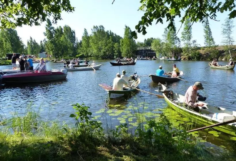 ホテル Li Lohikontti