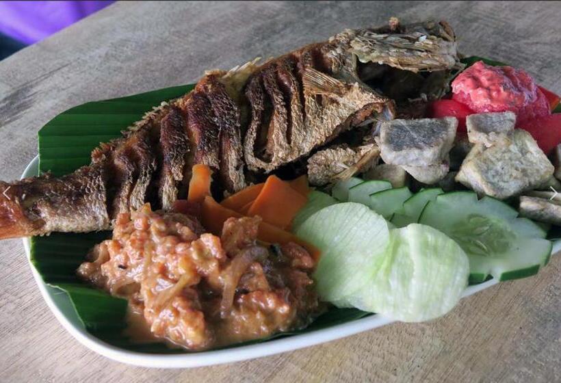 Hotel Safio. Una Casa En El Paraiso