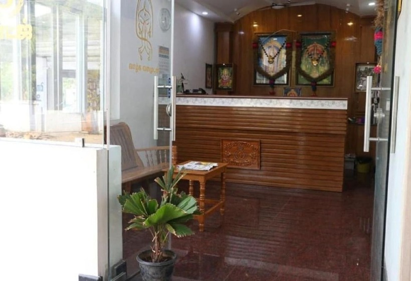 Hôtel Saravanas Lodge