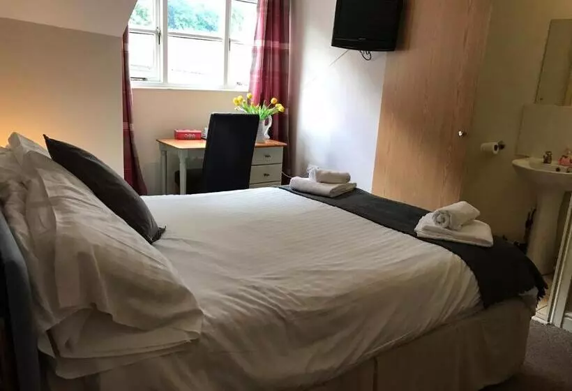 Hotelli The Newbridge