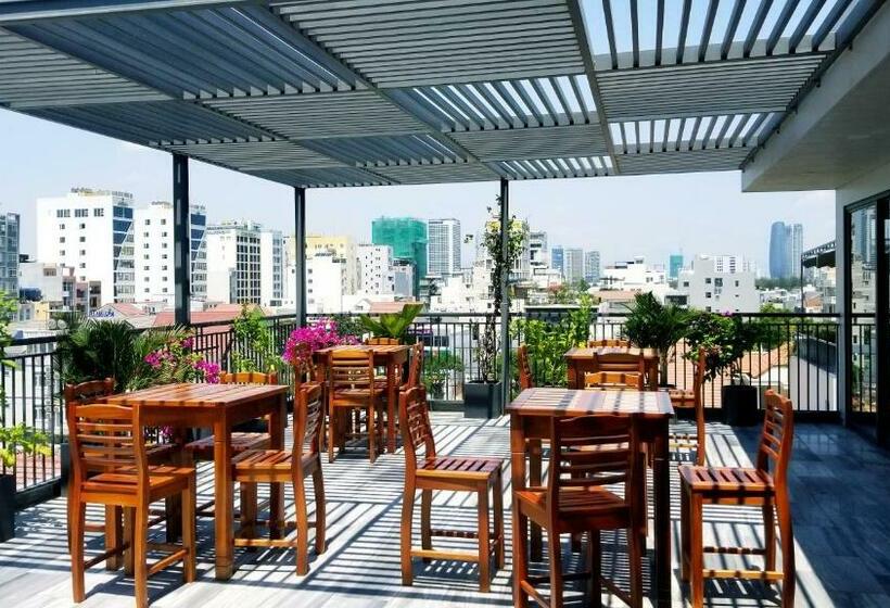 Infinity Pool 5 Min Walk To Beach Sekong Apartment