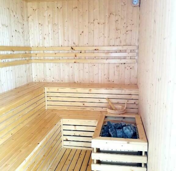 Infinity Pool 5 Min Walk To Beach Sekong Apartment