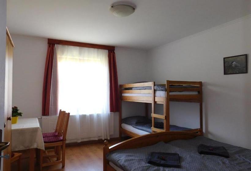 Пансион 8888 Apartmanház