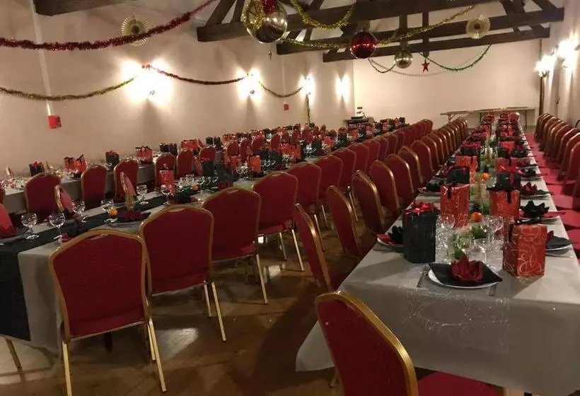 Majatalo Gite De La Bretilliere