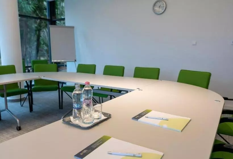 リゾートホテル Zamárdi Tok