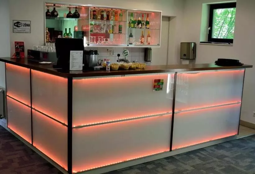 リゾートホテル Zamárdi Tok