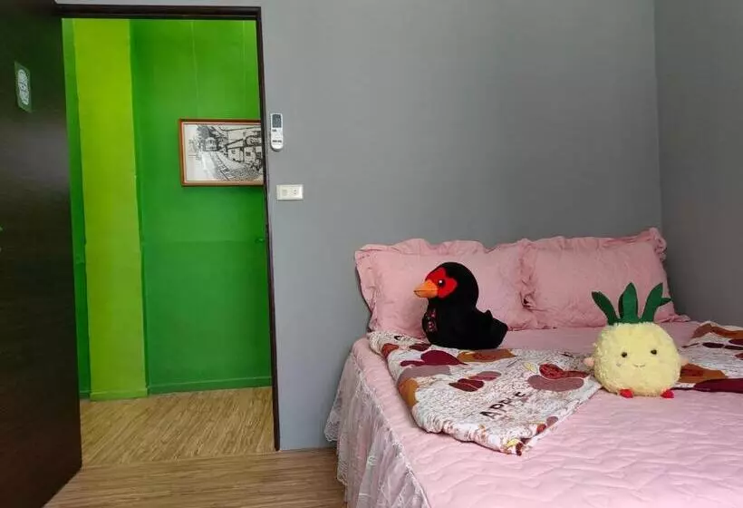 هاستل 博愛泊旅讀心境