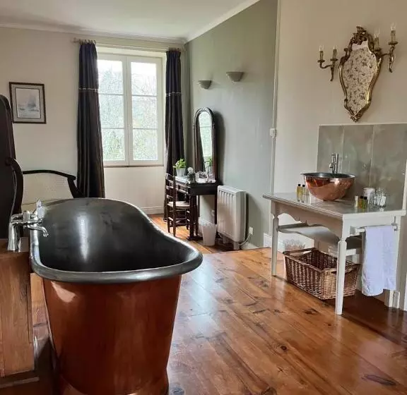 Aamiaismajoitus (B&B) Chez Jallot