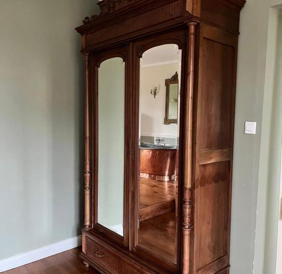 مبيت وإفطار Chez Jallot