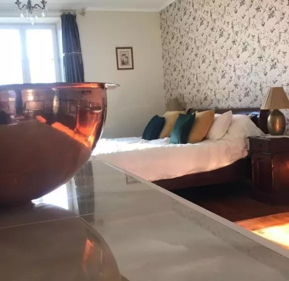 Aamiaismajoitus (B&B) Chez Jallot